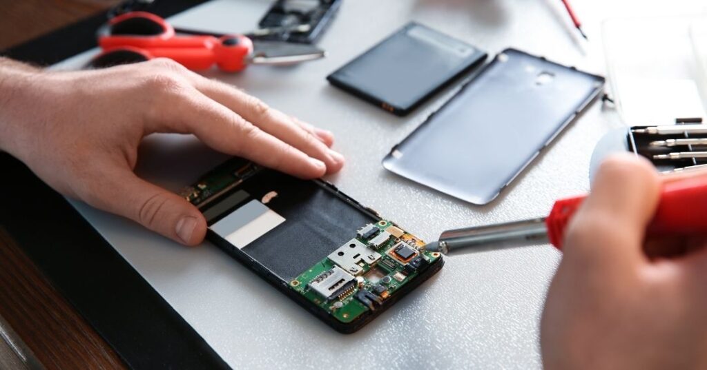 troca de peças e correções de celulares em Caxias do Sul